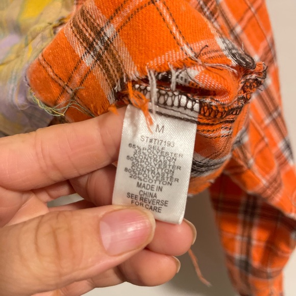 AKIRA Yellow & Lavender Plaid Cropped Button-Up - Picture 4 of 4